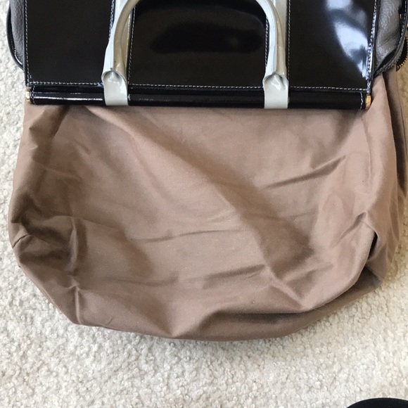 Gorgeous IACUCCI Italian Patent Leather Satchel - Picture 12 of 14